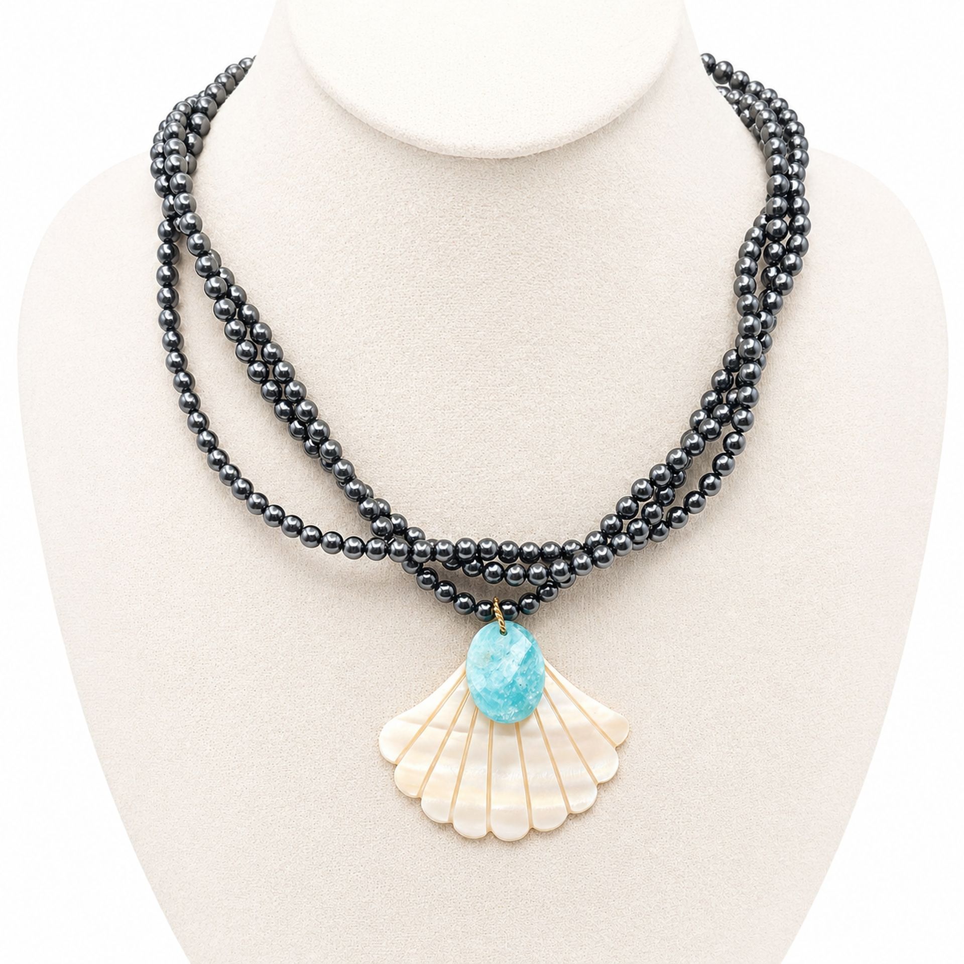 Collier perles Guigui