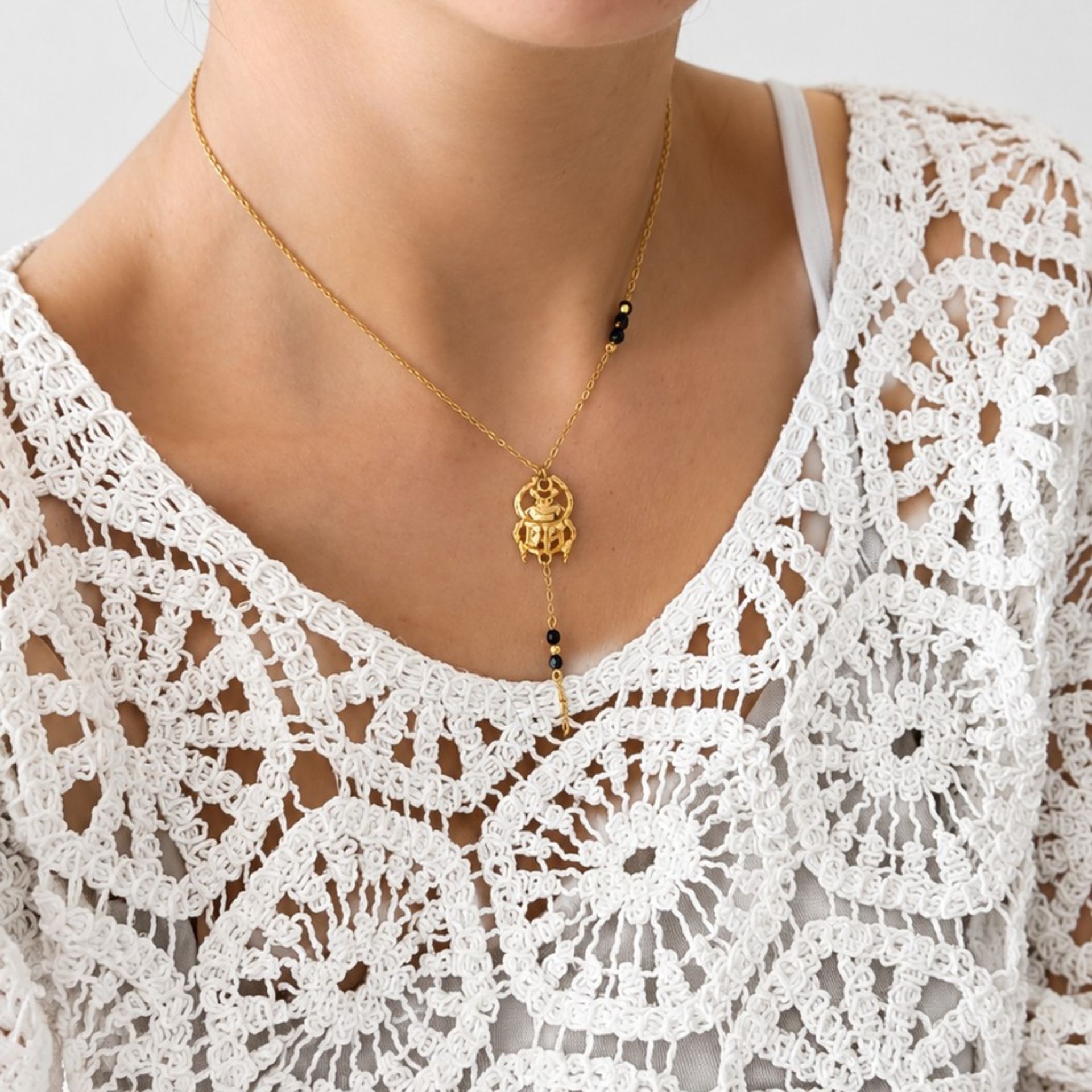 Collier scarabée Eris ( réservé biche ) – Image 2